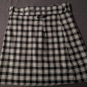 Black Plaid Skirt size 6